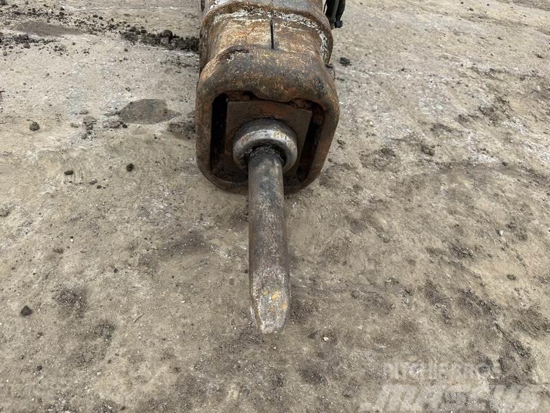 Rammer Hydraulic Breaker (3-6 Ton Excavator) Čekići