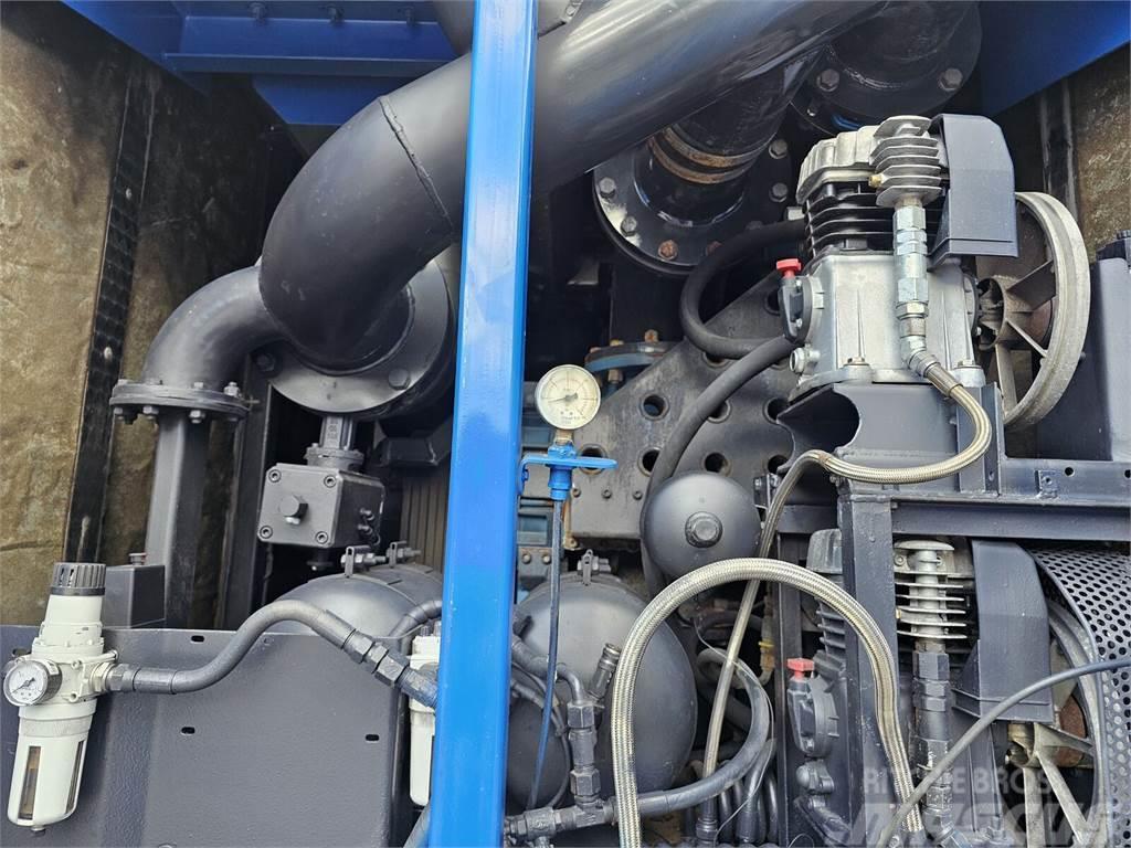 MAN TGS 35.400 KAISER MORO Vacuum suction - blowing ch Komunalna vozila za opštu namenu